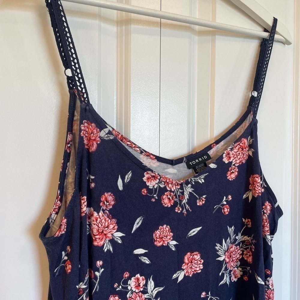 Torrid Floral Tank Top - Picture 2 of 10